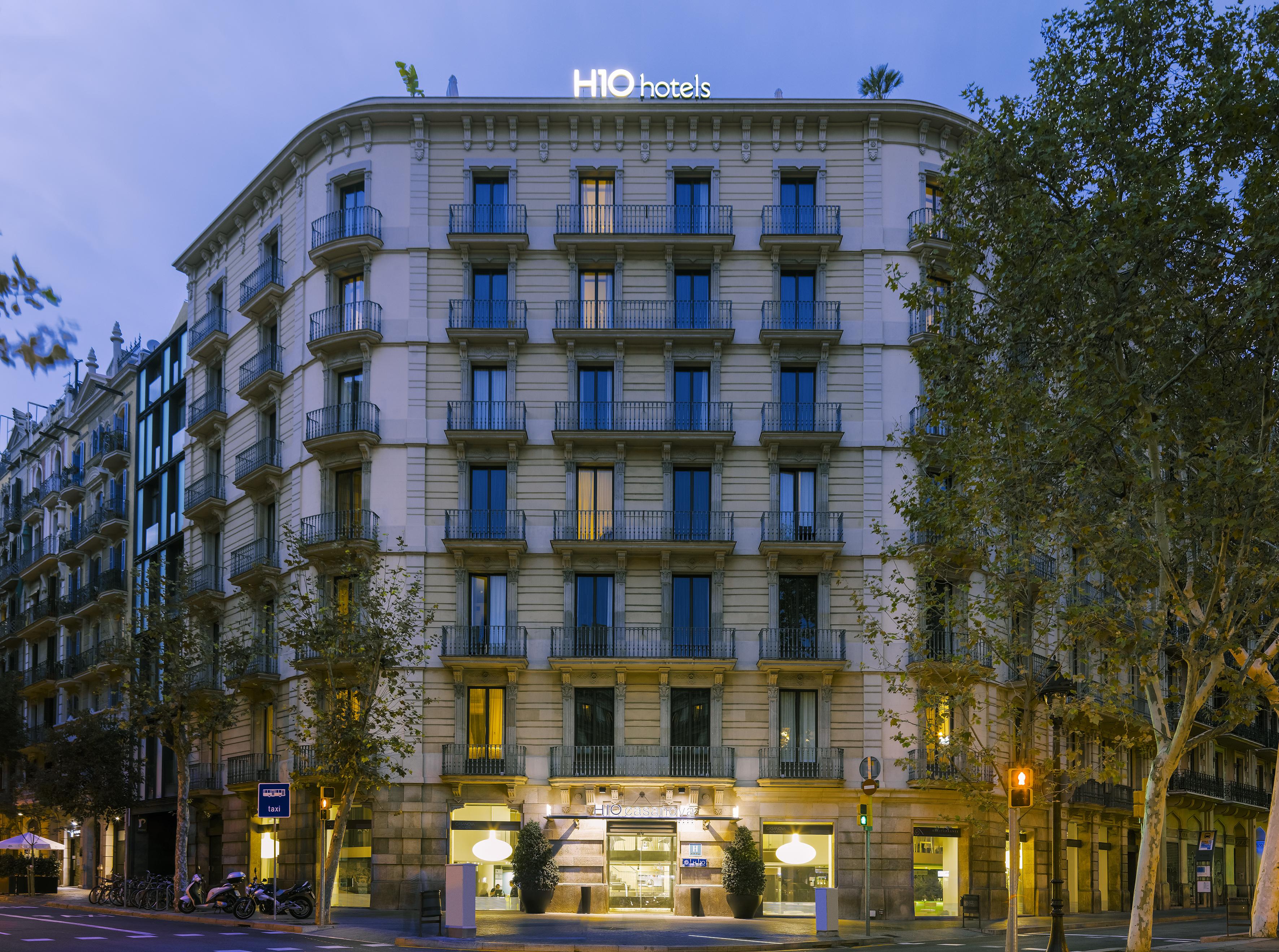 H10 Casanova Hotel Barcelona Kültér fotó